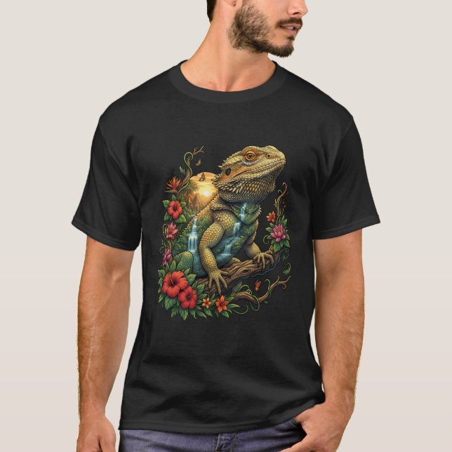 Bearded Dragon Tropical Fantasy Landscape Reptile  T Shirt (Framsida)