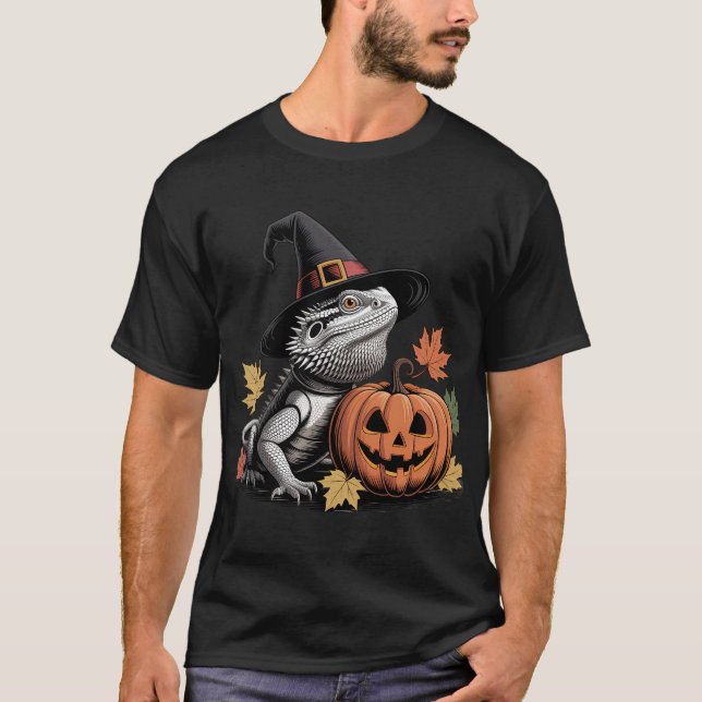 Bearded Dragon Witch Halloween Art T Shirt (Framsida)