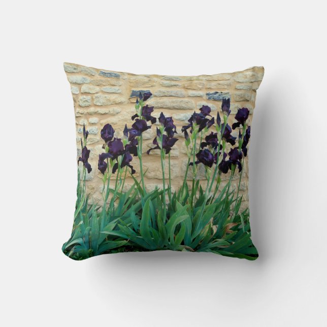 Bearded Iris Throw Cushion Kudde (Framsida)