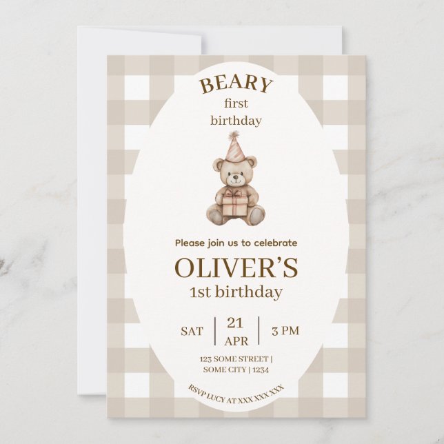 Beary First Birthday Invitation Gingham Editable Inbjudningar (Framsida)
