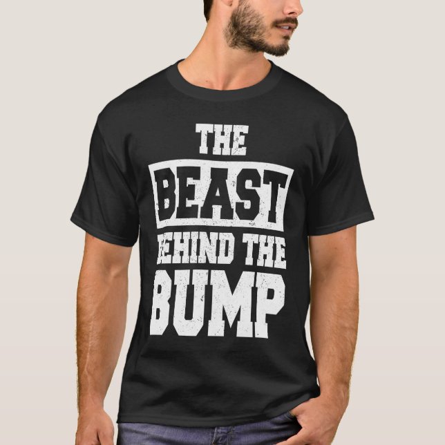 Beast Behind The Bump Pregnancy Announcement New D T Shirt (Framsida)