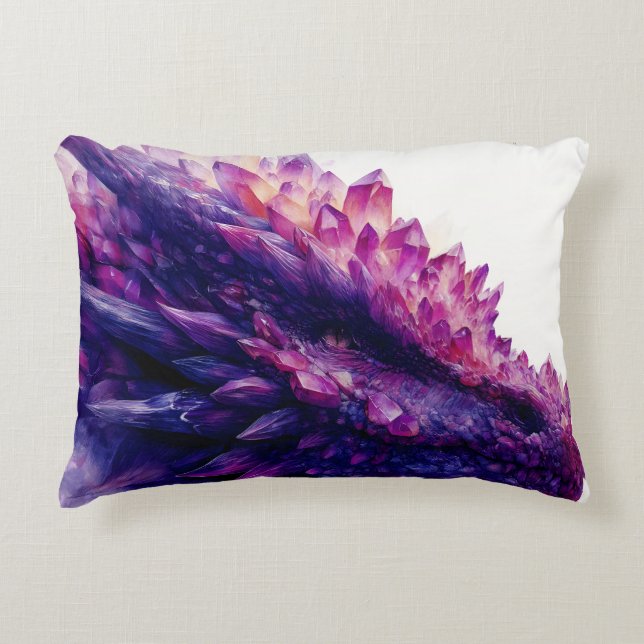 Beasten Fantasy Mystical Amethyst Crystal Dragon Prydnadskudde (Framsidan)