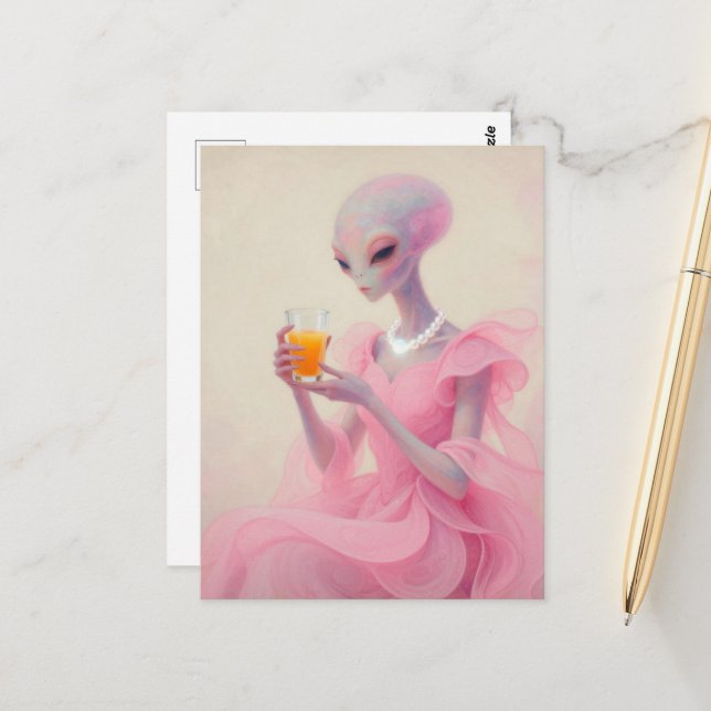 Beautiful Alien Lady in Pink With Orange Juice Vykort (Fram/Back In Situ)