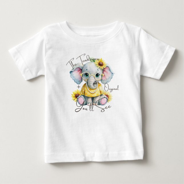 Beautiful and Tender Elephant Original T Shirt (Framsida)