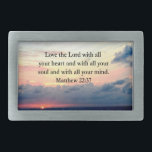 BEAUTIFUL MATTHEW 22:37 SUNRISE PHOTO DESIGN<br><div class="desc">Kärlek Herren med hela ditt hjärta, med all din själ och med hela ditt sinne. Uppmuntra allt med din tro, ditt hopp och kärlek i Jesus Kristus med den här hisnande soluppgången över havets ursprungliga fotodesign med den motiverande skribentroten Matthew 22:37 på Tees and Gifts. Denna fredliga Matthew 22:37-design kommer...</div>