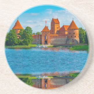 Beautiful Medieval Castle on Blue Lake Underlägg