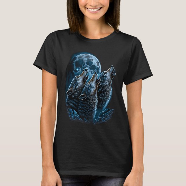 Beautiful Night Time Wolf Howling At Moon T Shirt (Framsida)