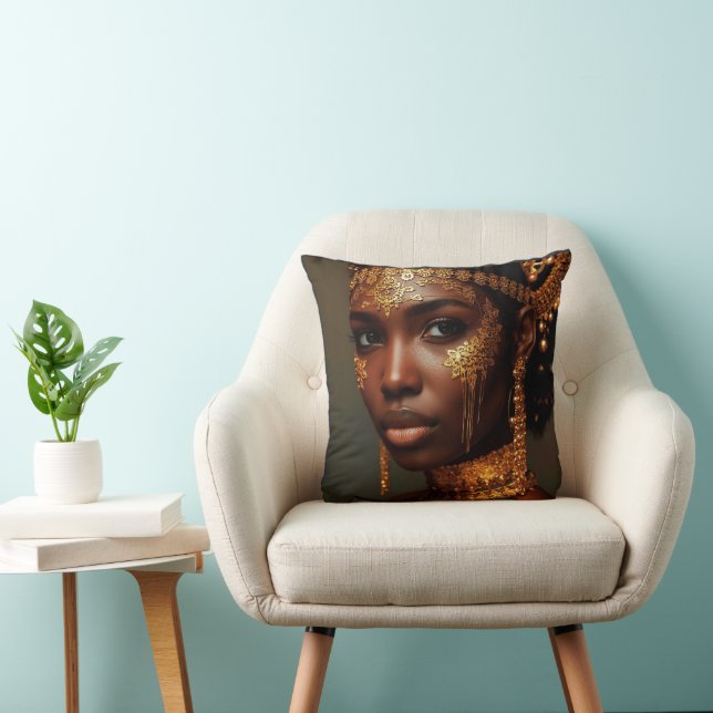 Beautiful Nubian Goddess in Gold Kudde (Stol)