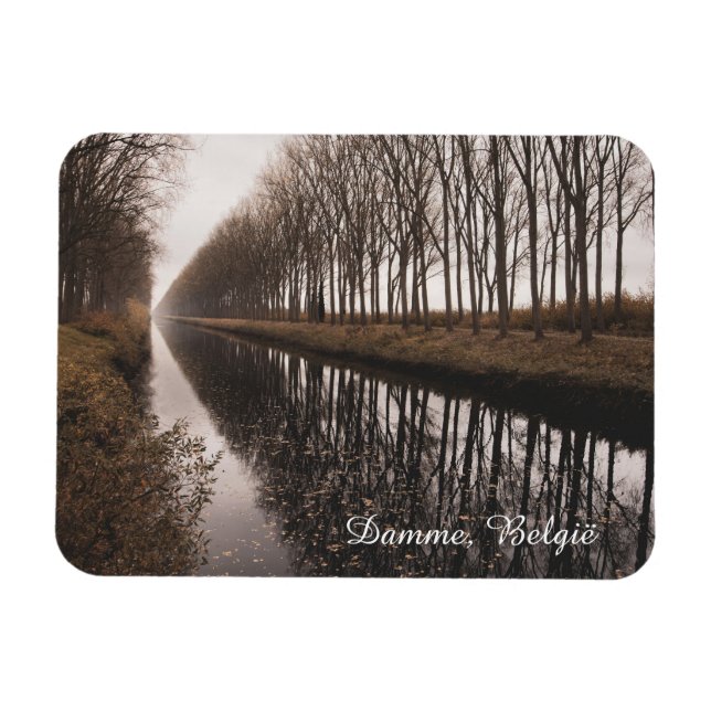 Beautiful Schipdonk Canal in Autumn, Damme Magnet (Horisontell)