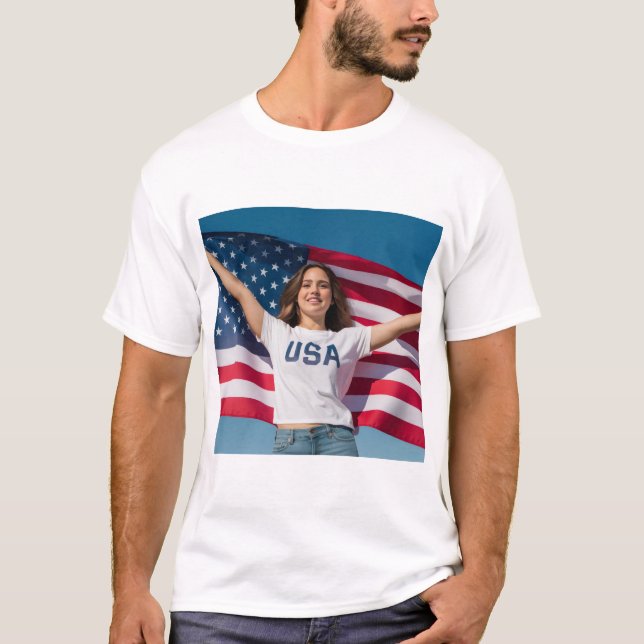 Beautiful USA Shirt with Personalized Art Design  T (Framsida)
