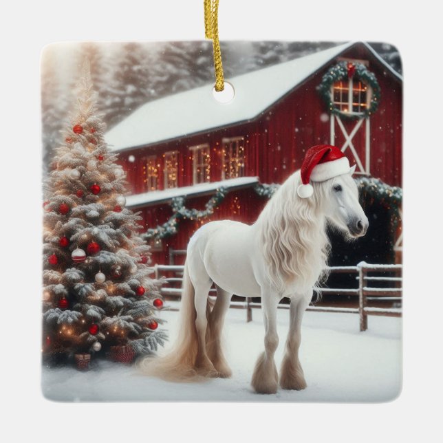 Beautiful White Horses, Christmas Tree and Barn Julgransprydnad Keramik (Framsida)
