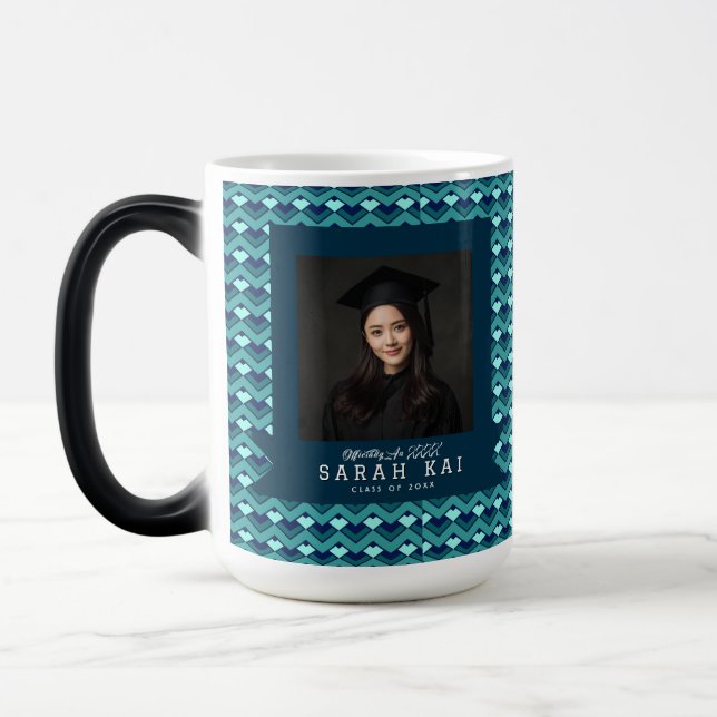 Beautiful Zigzag Print Graduating Class Magisk Mugg (Vänster)