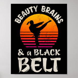 Beauty Brains och Black Bälte Karate Girl Martial Poster