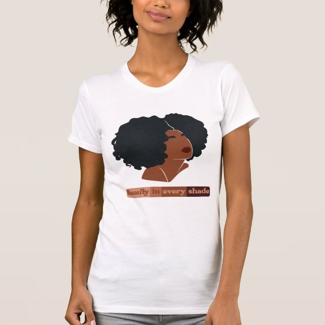 "Beauty in each shade" Citat T Shirt (Framsida)