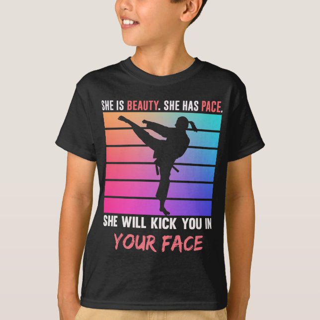 Beauty Karate Girl Kick You Taekwondo Jiu Jitsu T Shirt (Framsida)