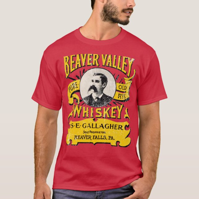 Beaver Valley Whiskey - Beaver Falls, PA T Shirt (Framsida)