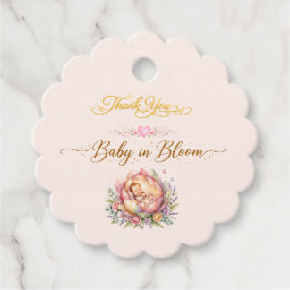 bebis i blomning gåvor etiketter