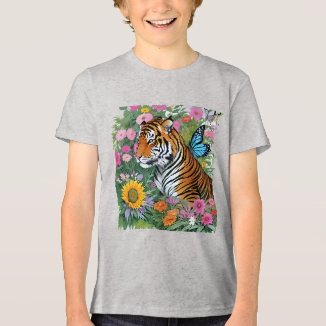 Bebis Tiger Med Blå Fjäril Och Blommor T Shirt (Framsida)