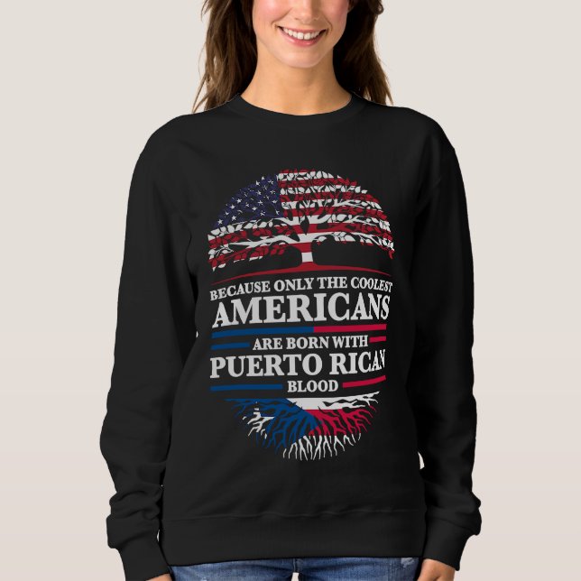 because Americans are born with puerto rican Puert T Shirt (Framsida)