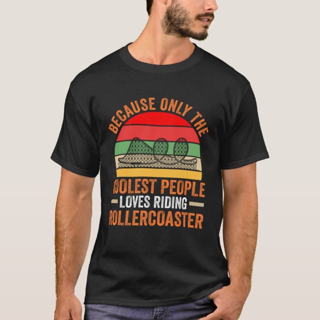 because people loves riding rollercoaster rollerco t shirt (Framsida)