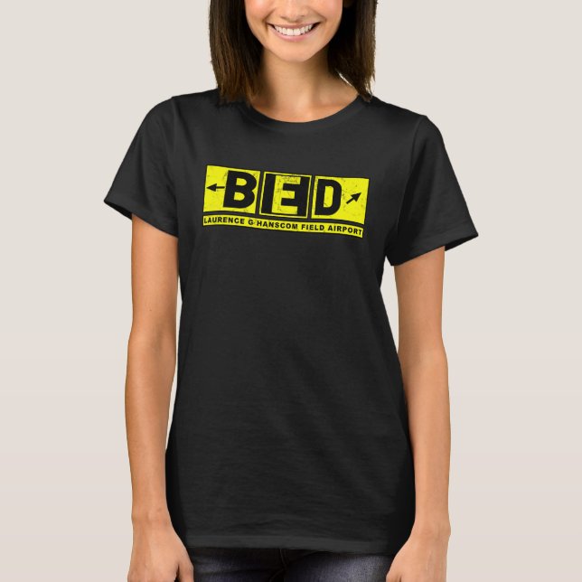 BED Laurence G Hanscom Fält flygplats Taxiway-skyl T Shirt (Framsida)