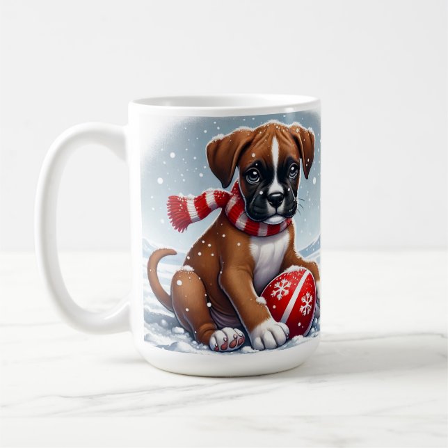 Bedårande boxer-valp i snöig landskap kaffemugg (Vänster)