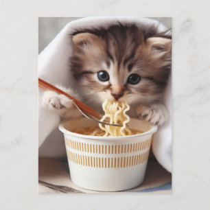 Bedårande kattunge äter Ramen nudlar Vykort