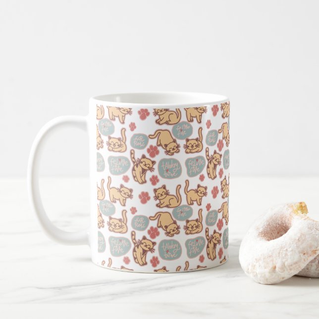 Bedårande litet katt Kattälskare Upprepad mönster Kaffemugg (Med munk)