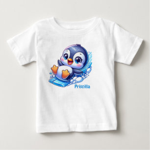 Bedårande pingvin som glider på isen t shirt