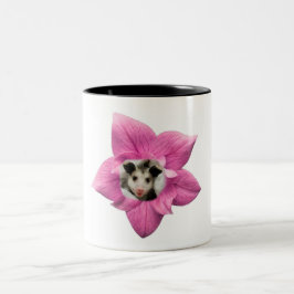 Bedårande sött baby leende baby opossum blommig Två-Tonad mugg