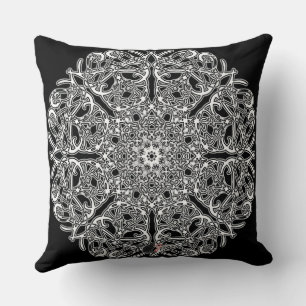 Bedazzle Octa Glyph Pillow Kudde