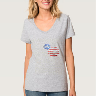 Bedomövad amerikansk USA flagga läppar kyss hjärta T Shirt