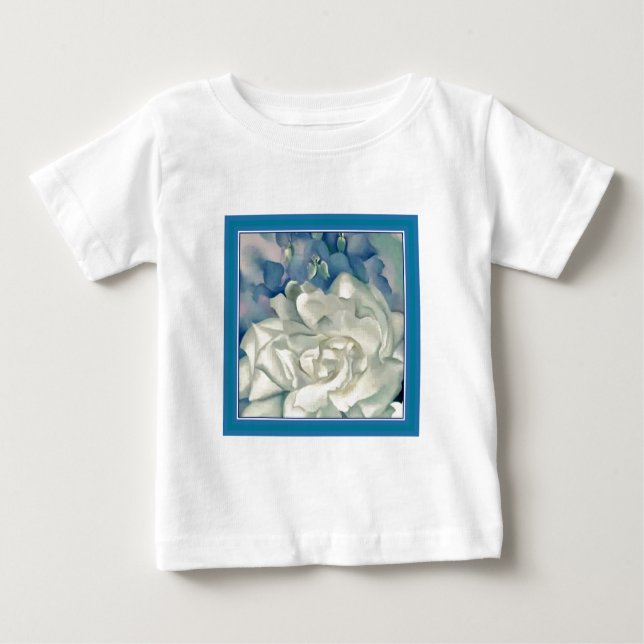 Bedöva den Georgia O'Keefe vit ros och Larkspur Tee Shirt (Framsida)