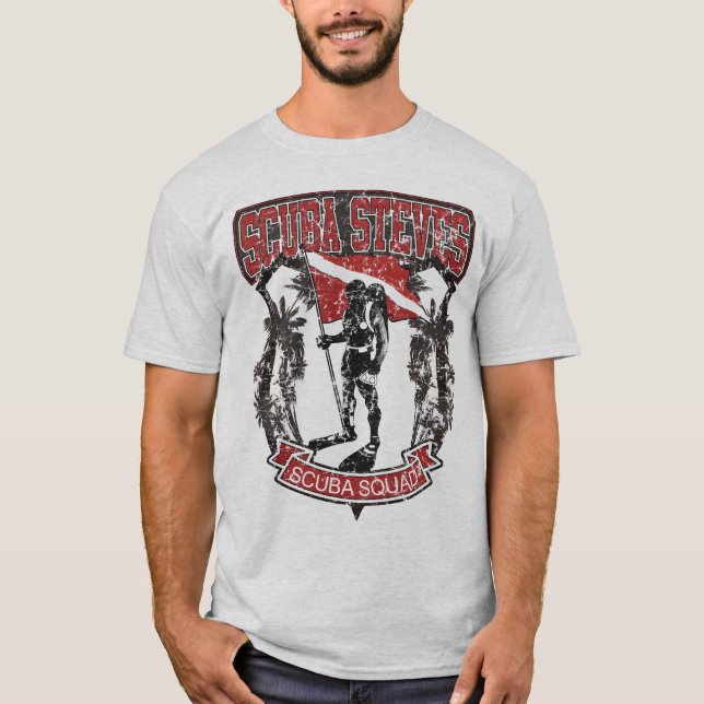 BEDRÖVAD SCUBASQUAD FÖR SCUBA STEVES TEE SHIRT (Framsida)
