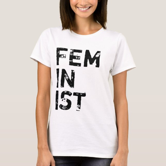 "Bedrövade feministen" svart text Tee Shirt (Framsida)