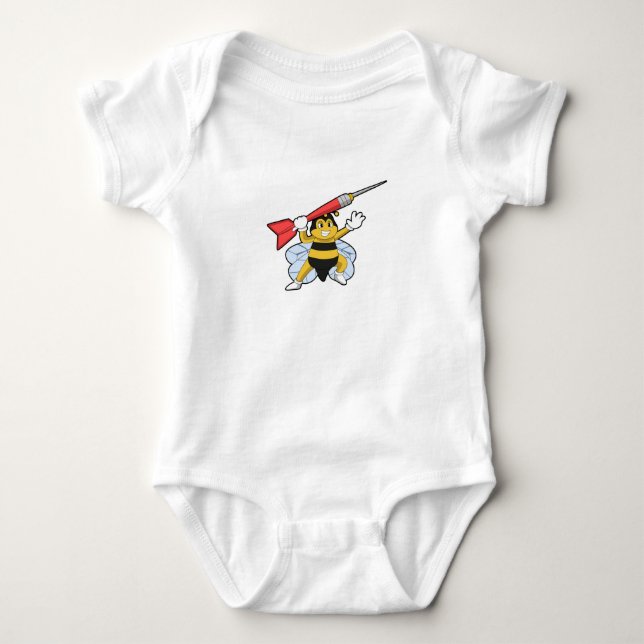 Bee at Darts with Dart.PNG T Shirt (Framsida)
