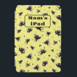 Bee Gift for Teacher Gift Box iPad Mini Skydd<br><div class="desc">Den här feta svarta bikonsten gör ett unikt tillägg till en lärarpresentlåda eller en bigåva från basket. Ett utträde biet bland bigåvor till lärare och perfekt för älskare för bin. Underbar för julklappar till vänner i mamma som med kärlek naturinspirerad design.</div>
