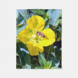 Bee-ing Productive Fleecefilt