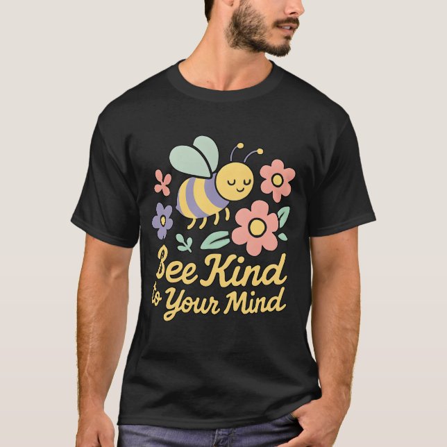 Bee Motivational Blommigt Design T Shirt (Framsida)