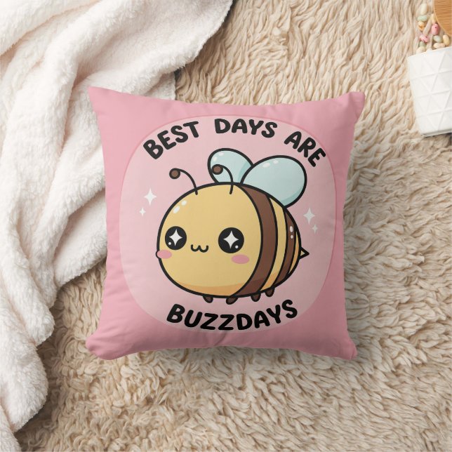 Bee Nursery Pillow – Cute Bumblebee Decor Kudde (Filt)