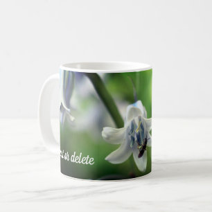 Bee On Bluebell Flower Personalized Kaffemugg
