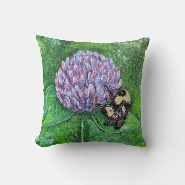 Bee on Purple Clover Painting Throw Pillow Kudde (Framsida)