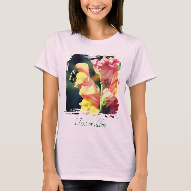 Bee On Snapdragon Flower Personalized T Shirt (Framsida)