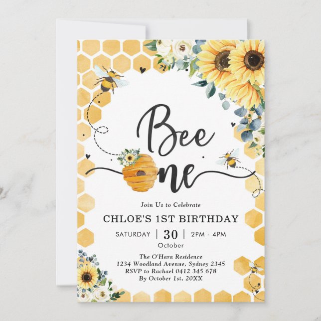 Bee One Honey Bee 1st Birthday Invitation Inbjudningar (Framsida)