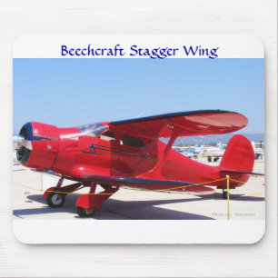 Beechcraft vacklar vingen musmatta