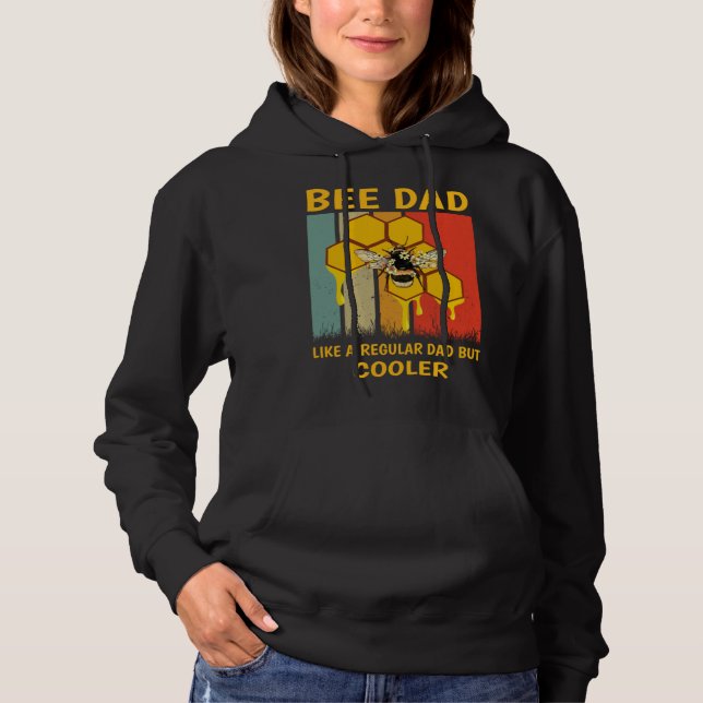 Beekeeper Bee Dad Honey Like A Regular Dad But Coo T Shirt (Framsida)