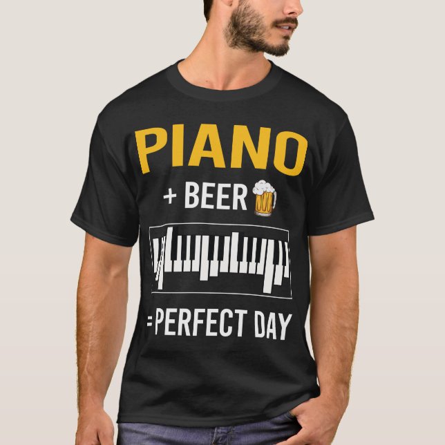 Beer Day Piano Pianist T Shirt (Framsida)