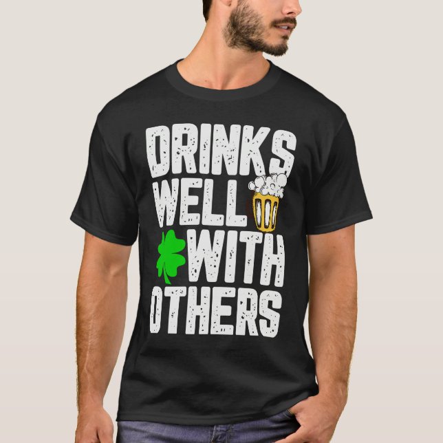 Beer Drinking St Patrick's T Shirt (Framsida)