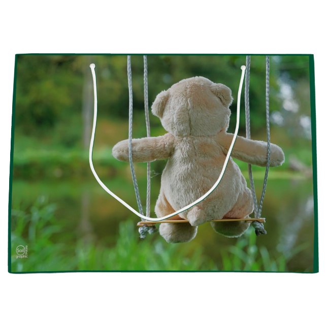 Beer op schommel vanaf de rug. (Framsidan)