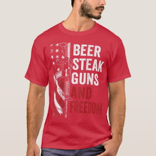 Beer Steak Guns & Freedom BBQ AR15 Gun USA flagga T Shirt